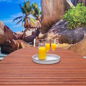 Homeabout Fresca I Apartment Malaga
