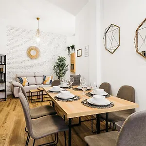  Appartement Macarena Junto A La Basilica De La Macarena