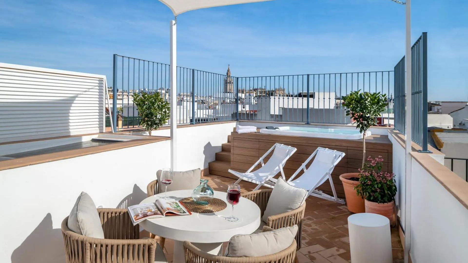 Magno Apartments Almansa Séville